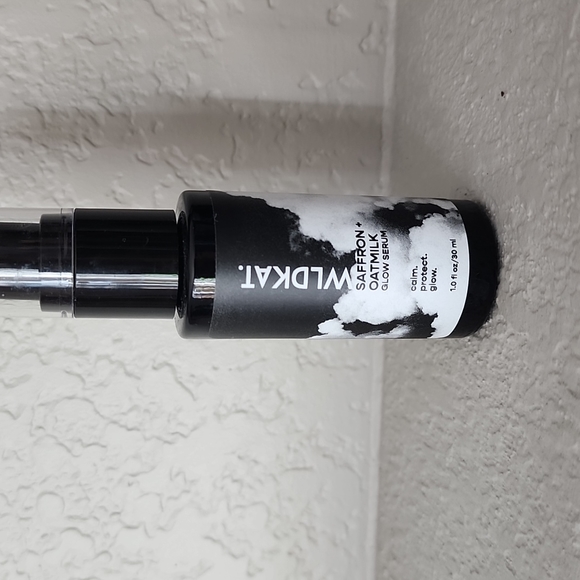 Brand new ulta saffron oatmeal glow serum - Picture 2 of 4